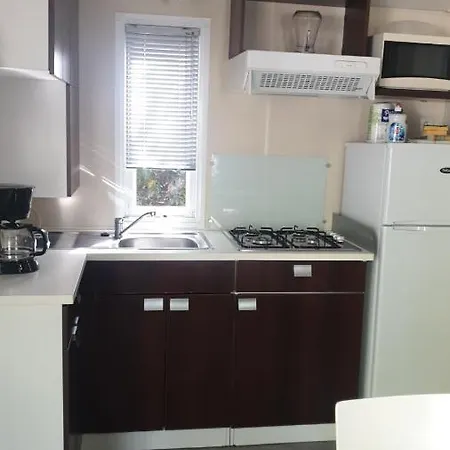 Camping Parc Des 7 Fonts Кемпинг *